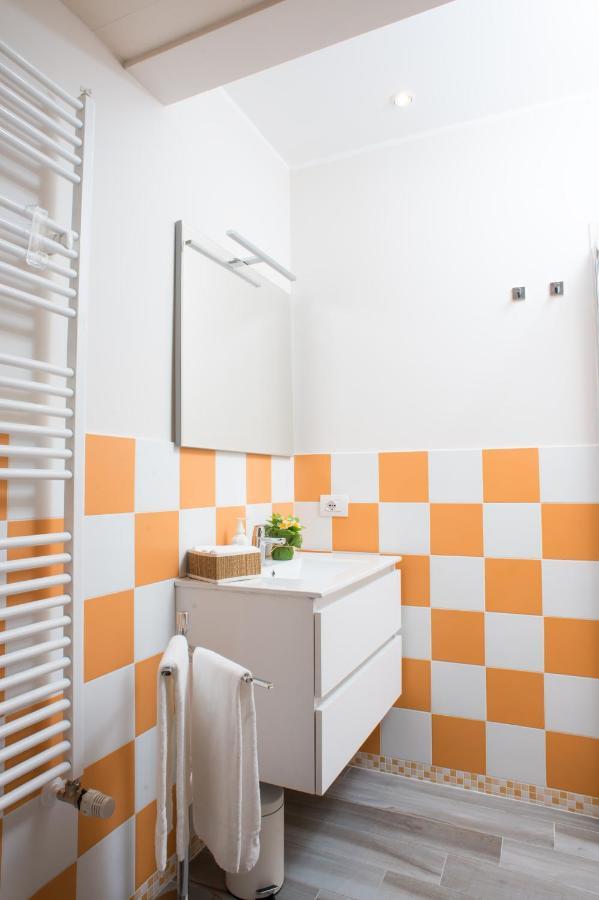 Orsini Family Deluxe Apartment By Mamo פירנצה מראה חיצוני תמונה